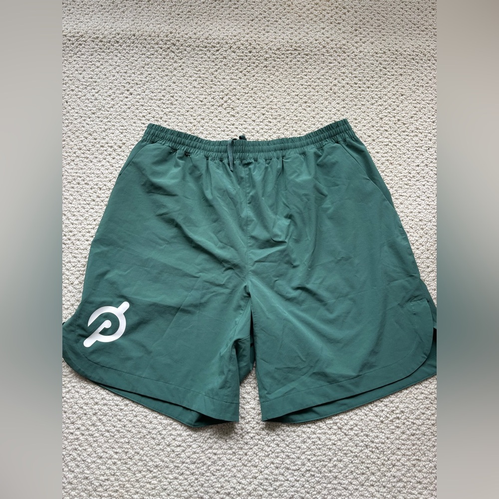 Peloton men’s Forest Green Workout Shorts, deformable size large